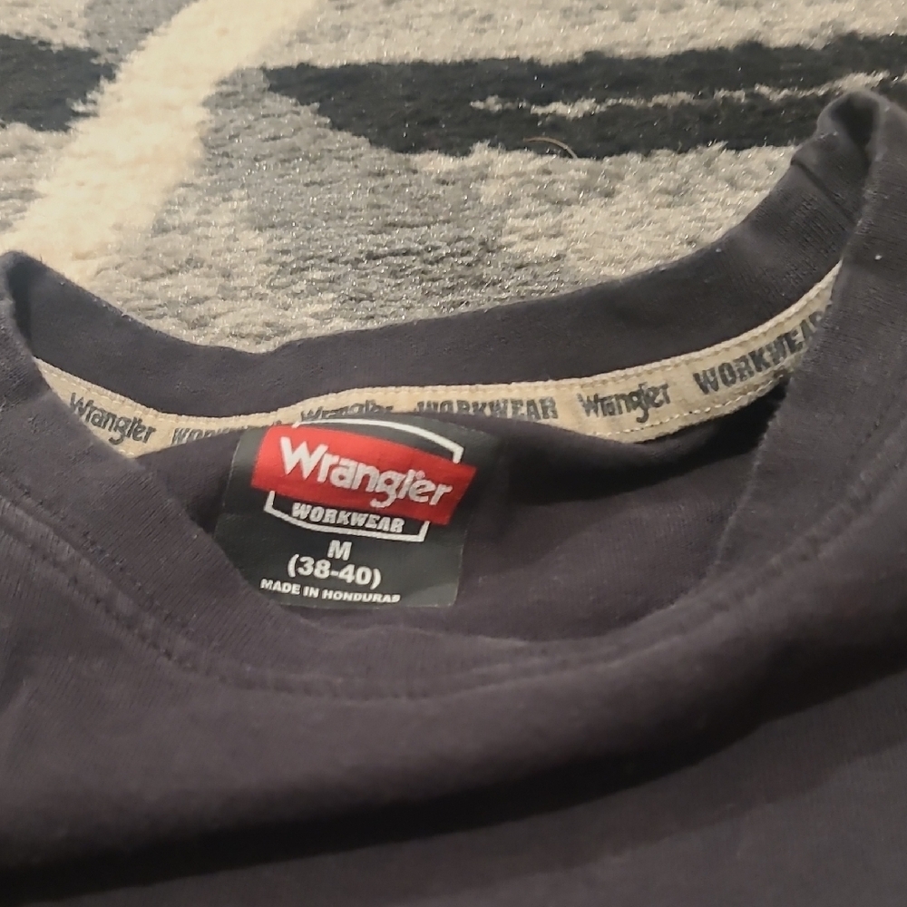 Wrangler Workwear Men's Black T-Shirt Size Medium 100%cotton - Picture 2 of 7